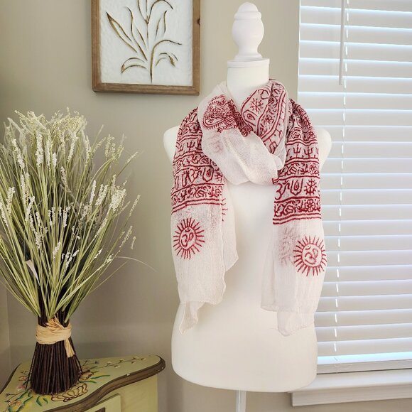Accessories - Beautiful Shawl/Wrap - 100% Rayon - White & Brick Red - All Weather